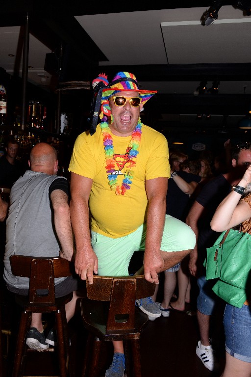 ../Images/Kroegentocht Zomercarnaval Noordwijkerhout 038.jpg